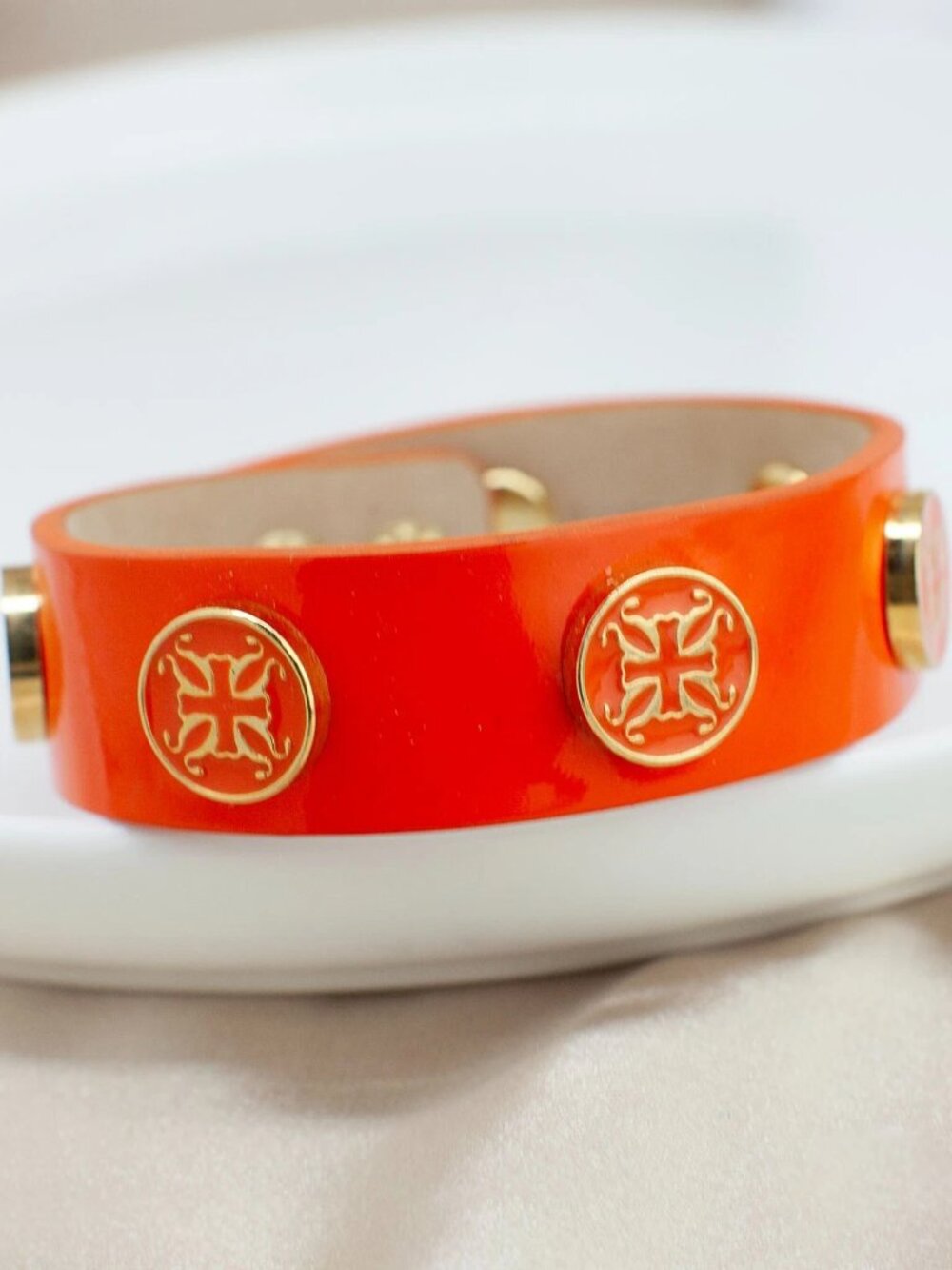 Rustic Cuff Orange Leather Snap Bracelet Gold Medallion Boho Festival Stackable - Picture 4 of 5
